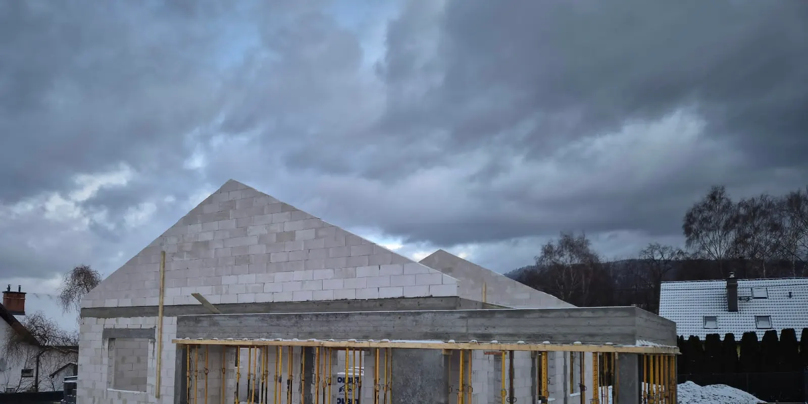 Murowanie ścian nośnych i działowych